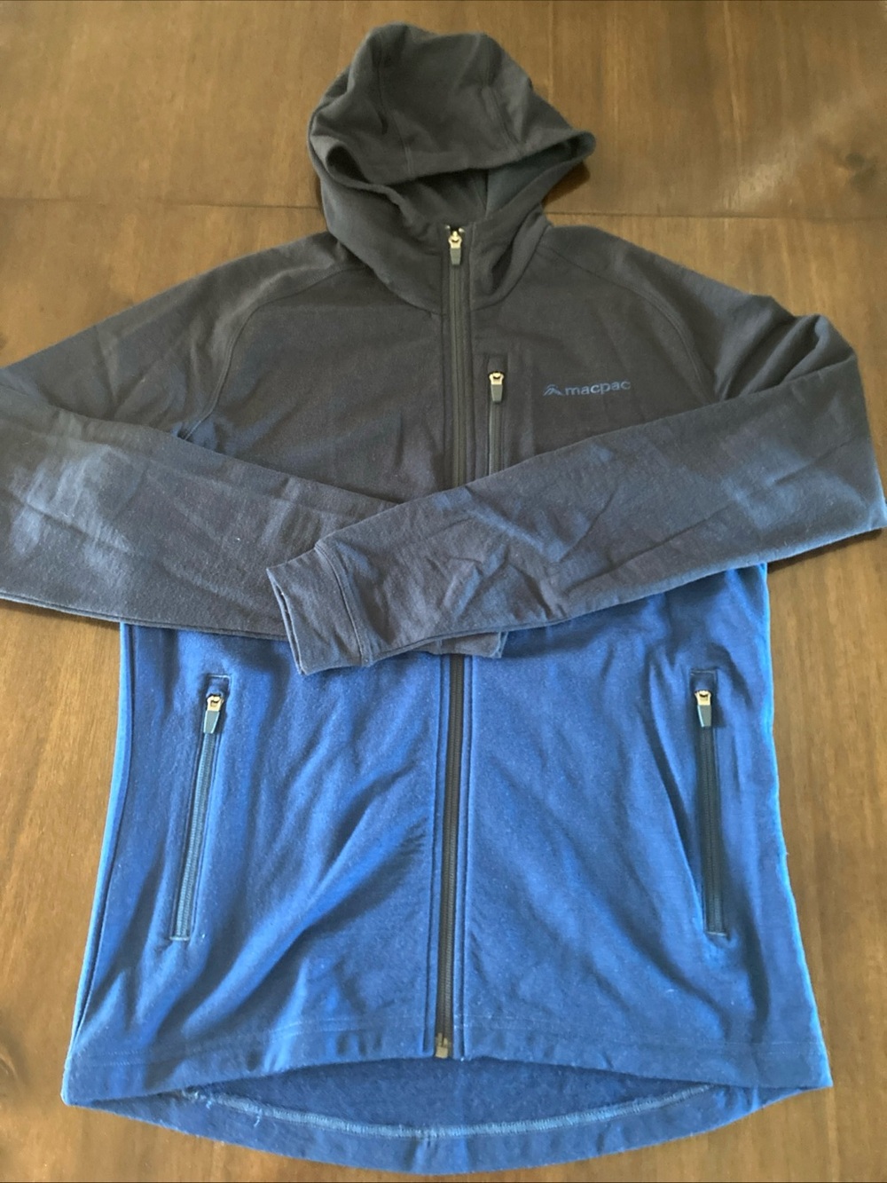 Macpac Men's Two-Tone Navy & Royal Blue merino wool Hooded Jacket